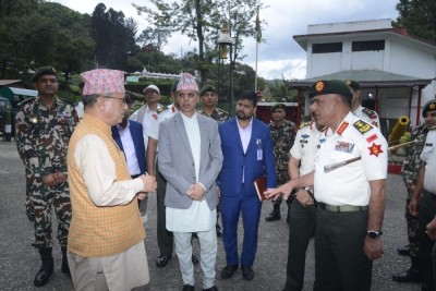 उपप्रधानमन्त्री खड्काद्वारा स्वयम्भूस्थित बारुदखाना निरीक्षण   